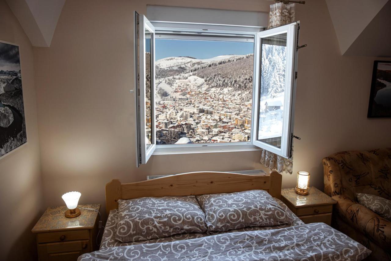Apartmani Stefan Zlatar โนวาวาโรช ภายนอก รูปภาพ